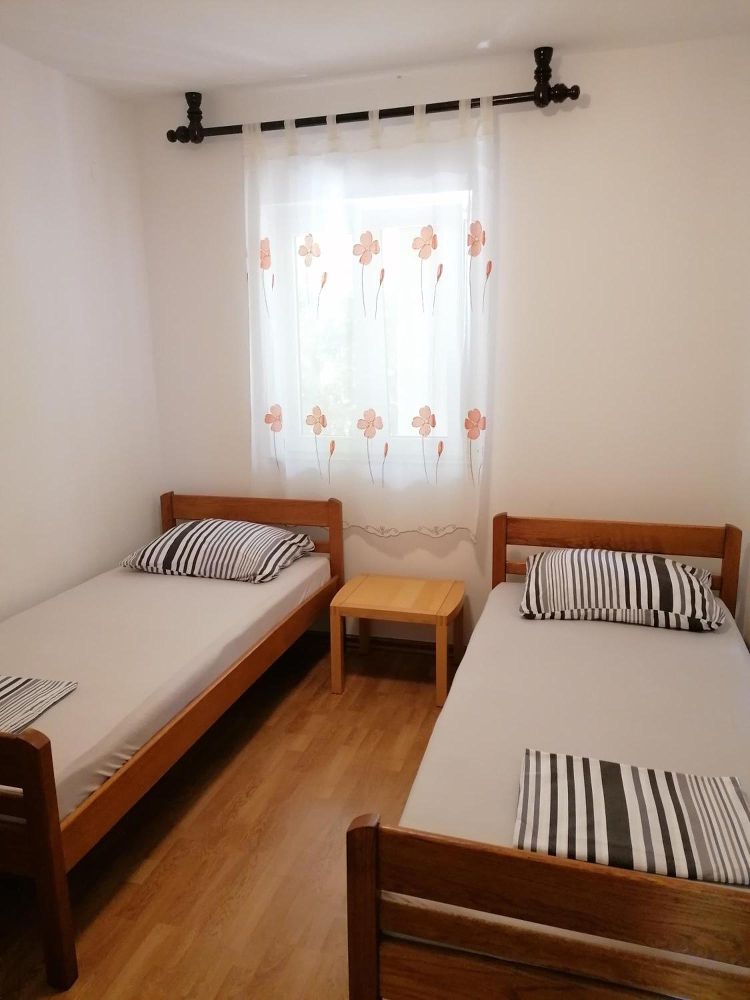Apartments Villa Venera Ražanac Extérieur photo
